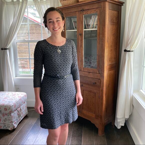 NY & Co. Grey & Black Textured Dress With Belt, XS - Picture 2 of 6